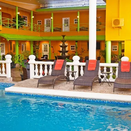 Beverly'S Oasis Suites